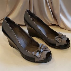 Aerosoles Wedge Peek Toe Shoes